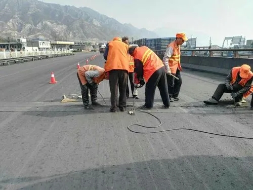 婺城道路桥梁病害治理